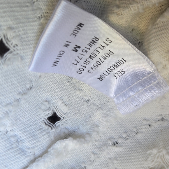 Nwt Chic af white eyelit shacket women's size medium - Picture 4 of 8